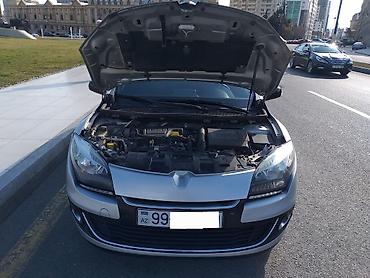 bmw e34 bufer: Renault Megane Estate (universalı) – gümüşü rəng - Kuzov: 5 qapılı — 5