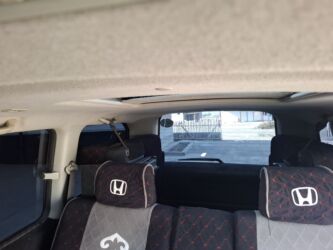 Honda: Honda Stepwgn: 2003 г., Минивэн — 8