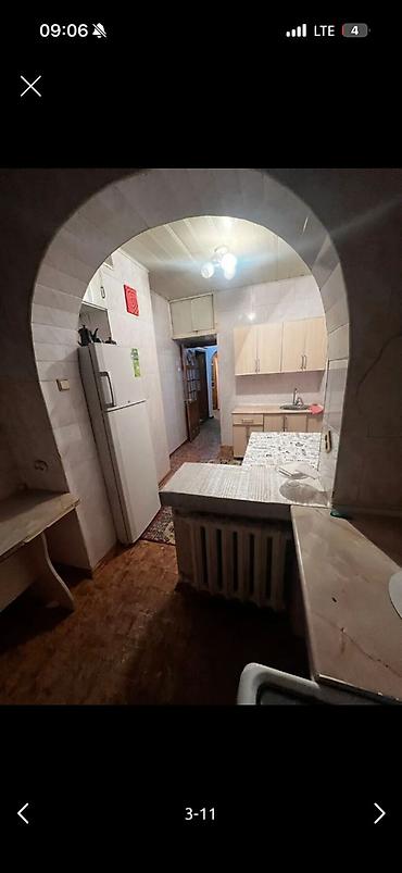 продаю парковку: 3 комнаты, 65 м², Карпинка 106 серия, 8 этаж — 3