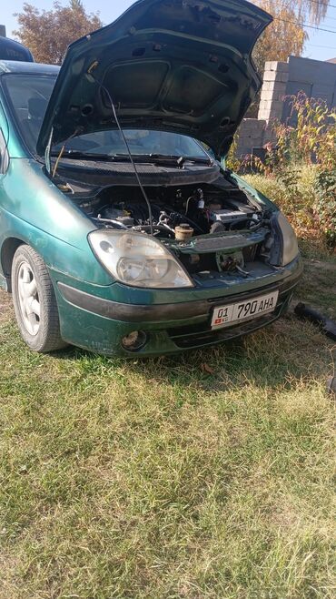 купить запчасти на опель вектра б: Renault 5: 2000 г., 1.6 л, Автомат, Газ, Вэн/Минивэн