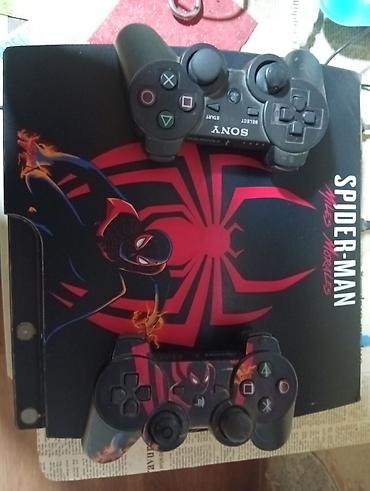 pulse 3d: Игровая консоль PS3 с оформлением Spider‑Man + 2 геймпада - Консоль с — 1