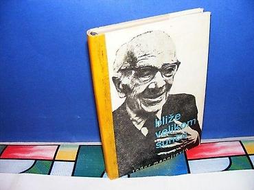 sat: BLIŽE VELIKOM SUNCU Todor Manojlović zrenjanin 1968tvrd povez zaštitni — 1