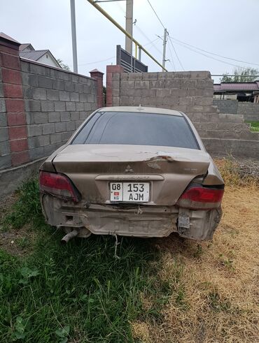 Mitsubishi: Mitsubishi Galant: 2002 г., 2.4 л, Автомат, Газ, Седан