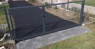 Proizvodi od rolovanog metala, metalni kanali: 🚪 DVOKRILNE KAPIJE Ispuna panel 2D ili 3D 📍 Fence System doo Bulevar — 9