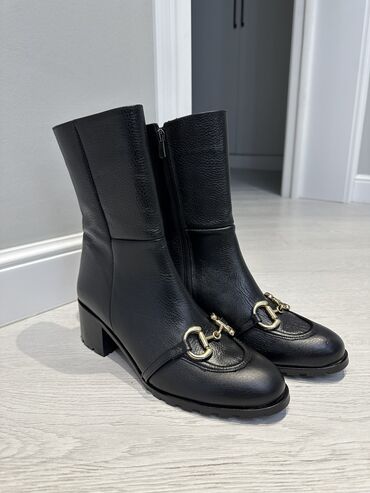 обувь женская сапоги: Сапоги, 40, цвет - Черный