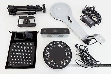 Ofis avadanlığı: Professional Shining 3D EinScan SP V2 3D scanner. Cihaz tam işlək — 3