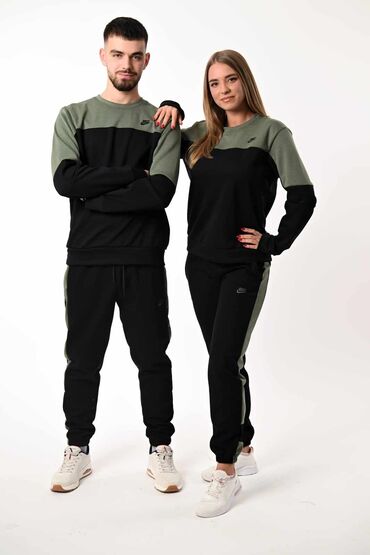 Gornji i donji deo: 3000 muske 
2800 zenske
S-xxl — 10