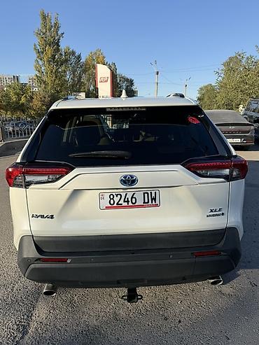 клим: Toyota RAV4: 2021 г., 2.5 л, Вариатор, Гибрид, Кроссовер — 2