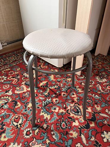 study table: Кухонный стол и стул, Б/у, Самовывоз, цвет - Бежевый — 4