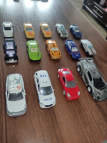 швицарский ножы: 🚗 Продаю коллекцию металлических машинок! В наборе 28 машинок разных — 1