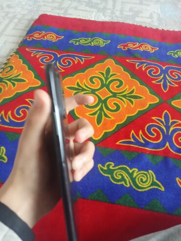 Планшеты: Планшет, Apple, память 64 ГБ, 9" - 10", Wi-Fi, Классический цвет - Серебристый — 11