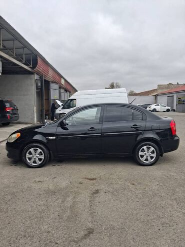 Hyundai: Hyundai Accent: 1.4 l | 2008 il Sedan — 7