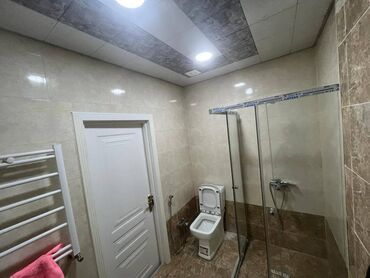 Uzunmüddətli kirayə mənzillər: Mənzil kirayə verilir. 2 otaq, 58 kv, 14.11 ci mərtəbə, əşyasız — 10