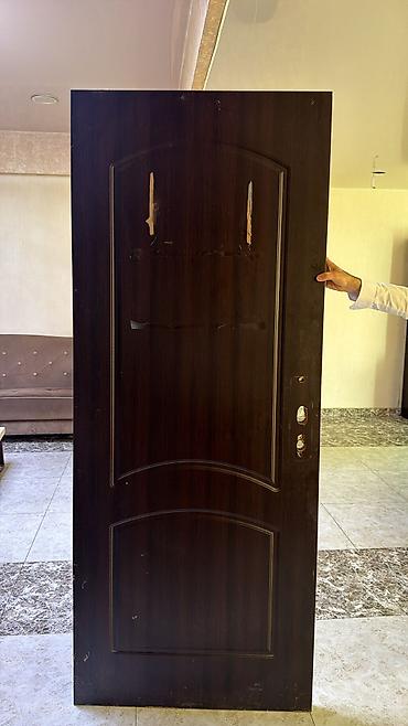 badam ağacı: İşlənmiş Otaq qapısı Çərçivə ilə, Zəmanətsiz, Ünvandan götürmə — 10