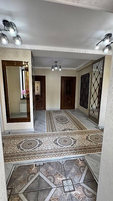 Үйлөрдү сатуу: 6 бөлмө, 166 м², 5 соток, Бишкек, Менчик ээси — 4
