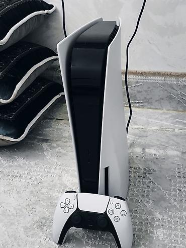 xbox wireless controller: PlayStation 5 (версия с дисководом) от Sony.Третья ревизия PlayStation — 4