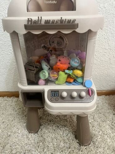 аккумулятор для детской машины: Детский автомат‑краб (игровой кран) Taodudu «Doll Machine» -