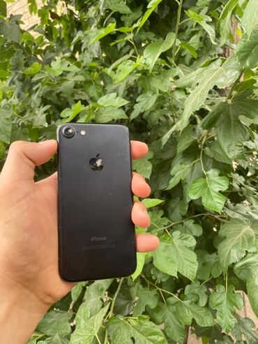 apple ноутбук бу: IPhone 7, 32 ГБ, Black Titanium, Отпечаток пальца