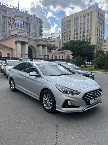 hyundai i30: Hyundai Sonata: 2018 г., 2 л, Автомат, Газ, Седан