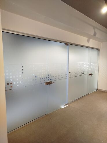 Digər tikinti materialları: Şüşə ara kesme Ofis Cafe Bank ve diger obyektler üçün şüşe — 12