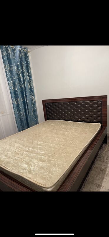 спальний бу: Двухспальный кровать
8900 сом
200/170