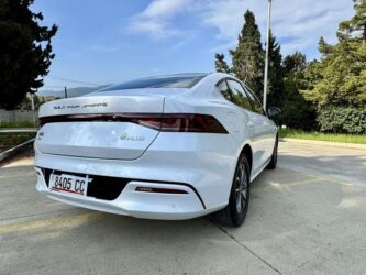 BYD: BYD : 1.5 l | 2024 il 13 km Sedan — 7