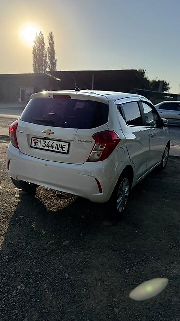 лед освещение: Chevrolet Spark: 2018 г., 1 л, Бензин, Хэтчбэк — 3