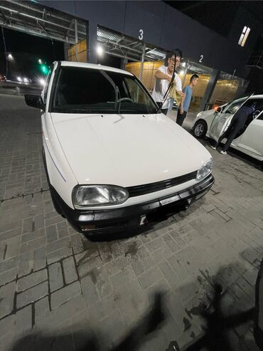 автомобили в рассрочку без первоначального взноса: Volkswagen ID.3: 1992 г., 1.8 л, Механика, Бензин, Седан