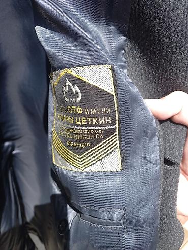 drap palto kisi ucun: Kişi üçün klassik uzun palto az geyinilib köhnə diplomat yoluçka palto — 6