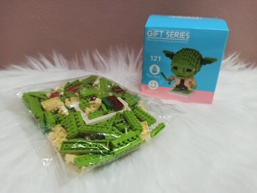 zvecke za bebe: Star Wars Yoda figurica
267 kockica 👾
Novo
350 din 🎀🎁🎀