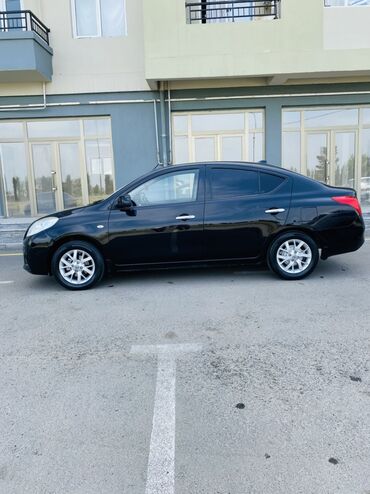 Nissan: Nissan Sunny / latio sedan - Küllü qara rəng, 4 qapılı sedan kuzov - -da lalafo.az — 6 Nissan: Nissan Sunny / latio sedan - Küllü qara rəng, 4 qapılı sedan kuzov - — 6