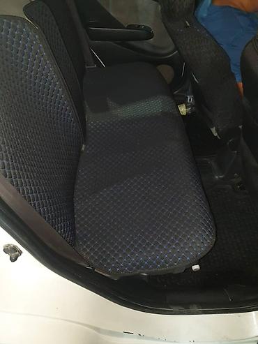 Продажа авто: Honda Fit: 2004 г., 1.3 л, Автомат, Бензин, Хэтчбэк — 6