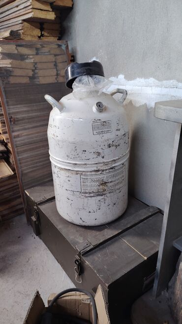 su çeni işlenmiş: Bak, Metal, 25 l l, İşlənmiş