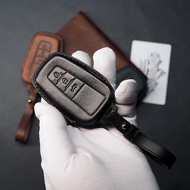 кожаный чехол: Чехол для ключей Toyota из натуральной итальянской кожи. ✅Ручная — 8