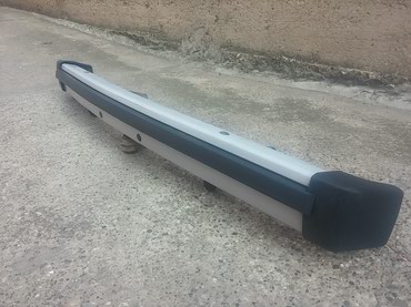 Auto delovi: Prednji branik Lada 2105, Lada Karavan br.6. Očuvano, novi tip — 2