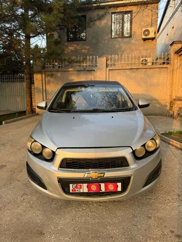 авто ягуар: Chevrolet Aveo: 2012 г., 1.6 л, Автомат, Бензин, Седан