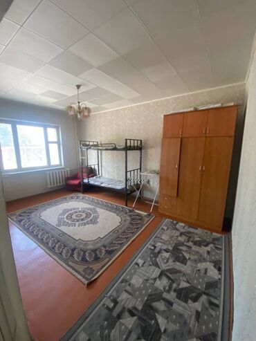 центральная мечеть: 1 бөлмө, 35 кв. м, 105-серия, 2 кабат, Косметикалык ремонт