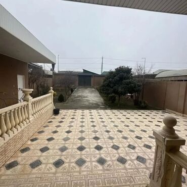 Həyət evləri və villaların satışı: 4 otaqlı, 130 kv. m, Kredit yoxdur, Yeni təmirli
