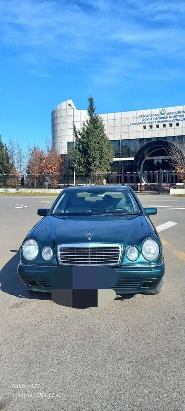 dört göz mersedes: Mercedes-Benz 220: 2.2 l | 1999 il Sedan