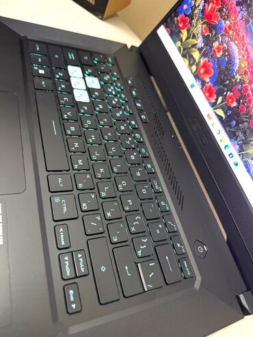 ASUS: Əla vəzziyətdə. Çox güclü noutbukdu. Hər işə uyğundu. Gaming, Render -da lalafo.az — 7 ASUS: Əla vəzziyətdə. Çox güclü noutbukdu. Hər işə uyğundu. Gaming, Render — 7