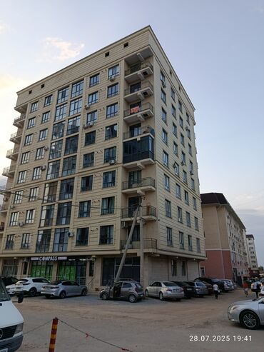 дом аламединский рынок: 3 бөлмө, 95 кв. м, Элитка, 3 кабат, ПСО (өзү оңдоп түзөтүп бүтүү үчүн)