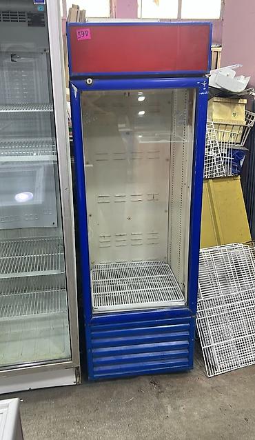 Vitrin tipli içkilər üçün soyuducu şkaf - Ön hissəsi şüşə qapılı