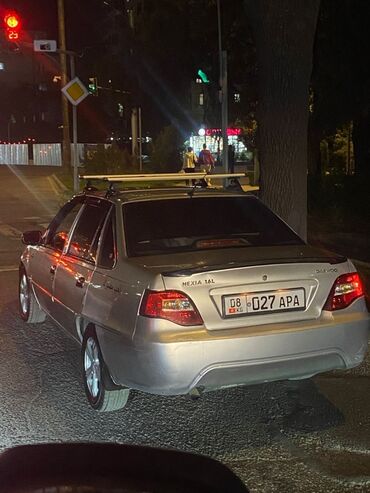 Daewoo: Daewoo Nexia: 2010 г., 1.6 л, Механика, Бензин, Седан