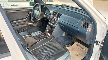mercedes sekilleri: Mercedes-Benz C-Class: 1.8 l | 1997 il Sedan — 5