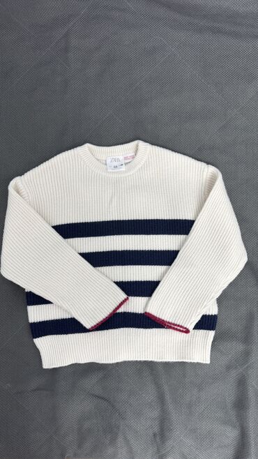 штаны для девочки: Кофта zara 2-3 года 500сом
Кардиган 110 рост 500сом