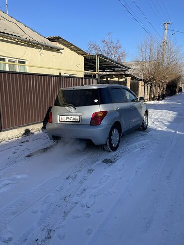 Toyota: Toyota ist: 2003 г., 1.3 л, Автомат, Бензин, Хэтчбэк