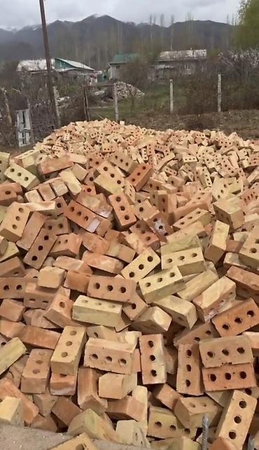 m100: Кирпич керамический пустотелый (трёхщелевой), обожжённый. Партию — 1