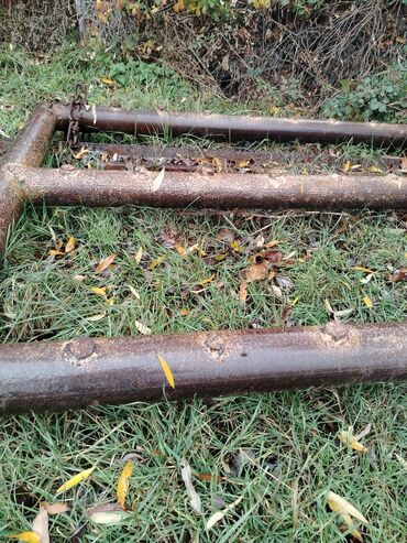 Traktorlar: T 28 butun aqreqatlari ile satilir. Tek tekde satilir Mala Lapet — 19