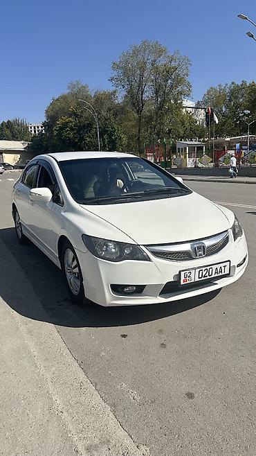 Honda Civic: 2009 г., 1.8 л, Автомат, Бензин, Седан