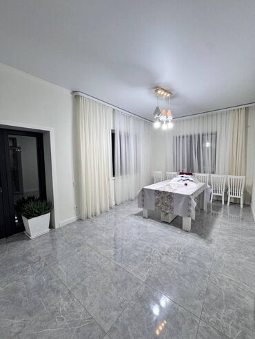 Долгосрочная аренда домов: 200 м², 5 комнат — 13